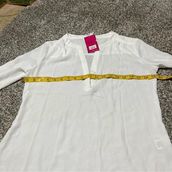 Candie’s Blouse Top Womens Medium Sheer Polyester Long Sleeve V Neck  Pullover - Picture 3 of 10